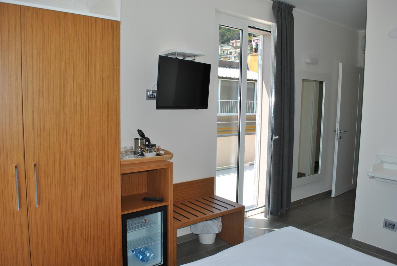 Hotel Residence Laigueglia Free Parking Экстерьер фото